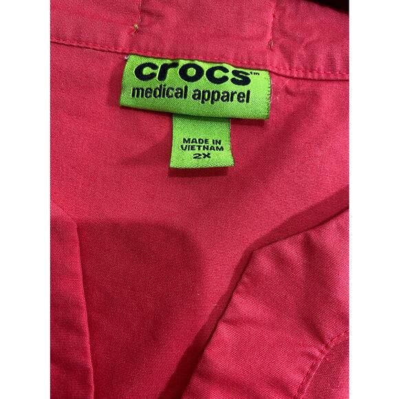 Casual Crocs Mens 2X Melon Garage Scrub With Green Logo Short Sleeve Popover Top - Picture 3 of 8
